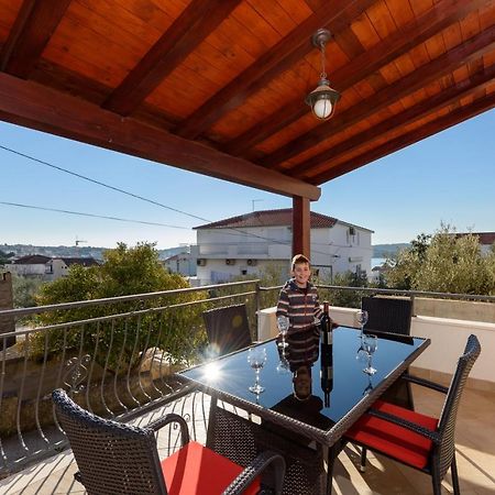 Apartmani Petra Трогір Екстер'єр фото