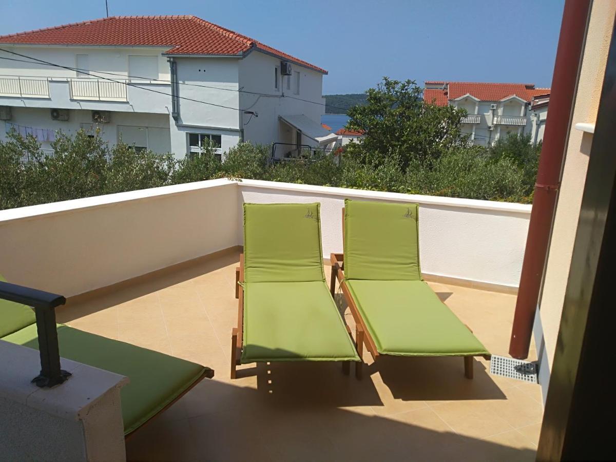 Apartmani Petra Трогір Екстер'єр фото