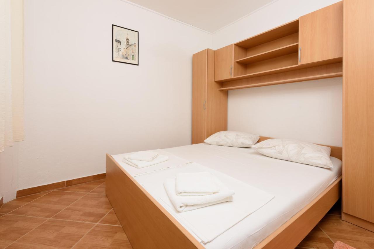 Apartmani Petra Трогір Екстер'єр фото