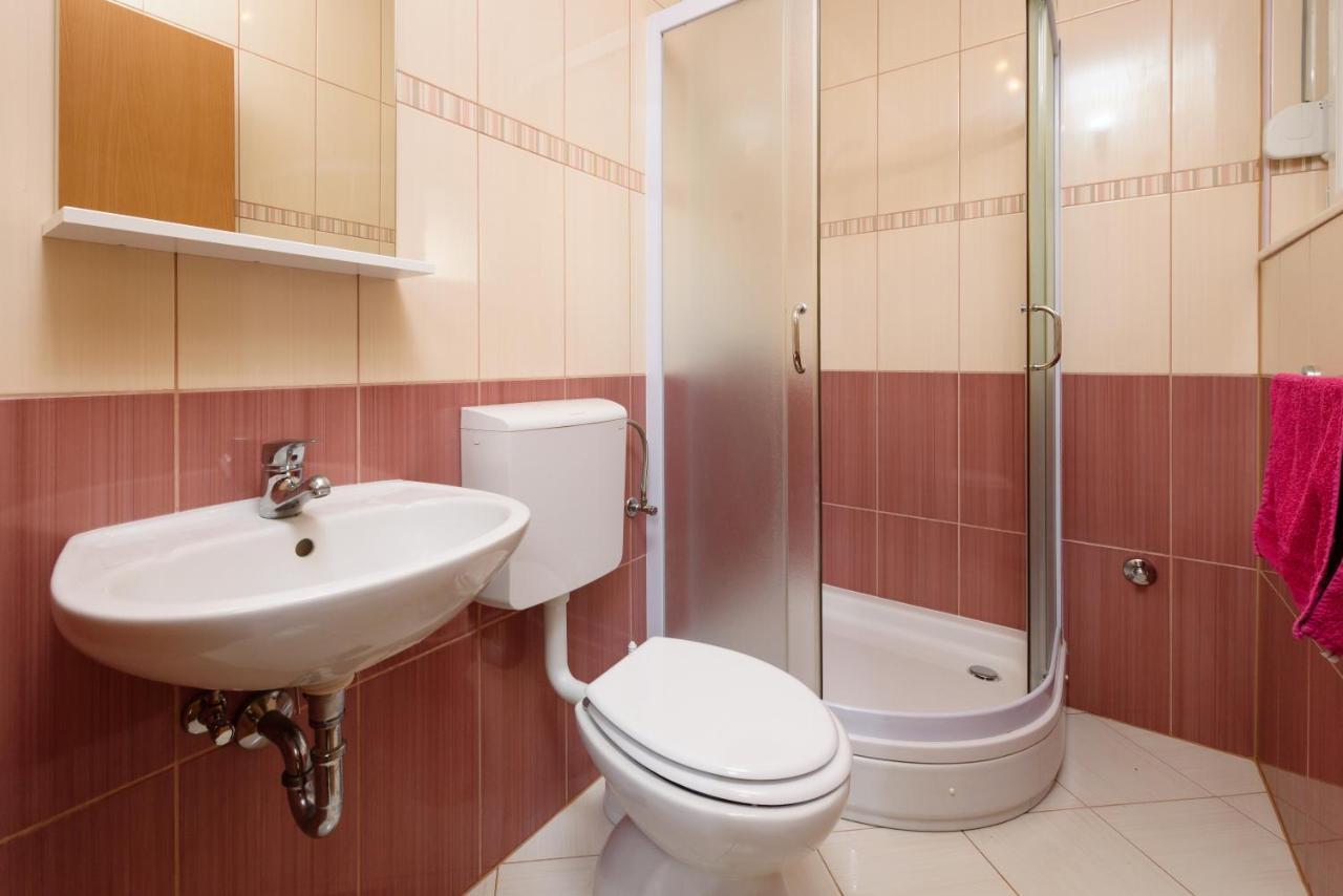 Apartmani Petra Трогір Екстер'єр фото
