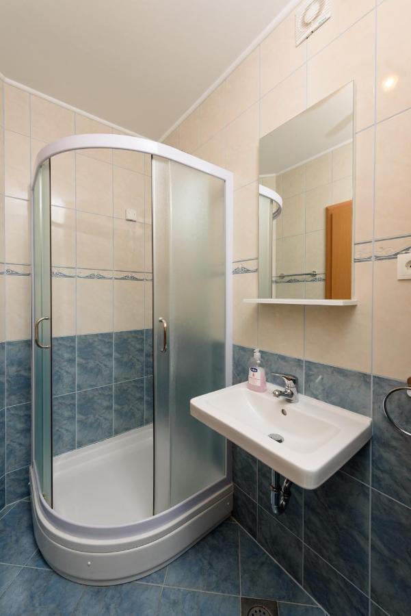 Apartmani Petra Трогір Екстер'єр фото